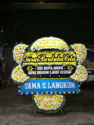 Papan Bunga Duka di Cikembang